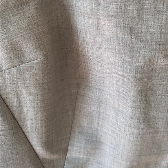 Very nice grey dress with light plaid detailing - Picture 4 of 4